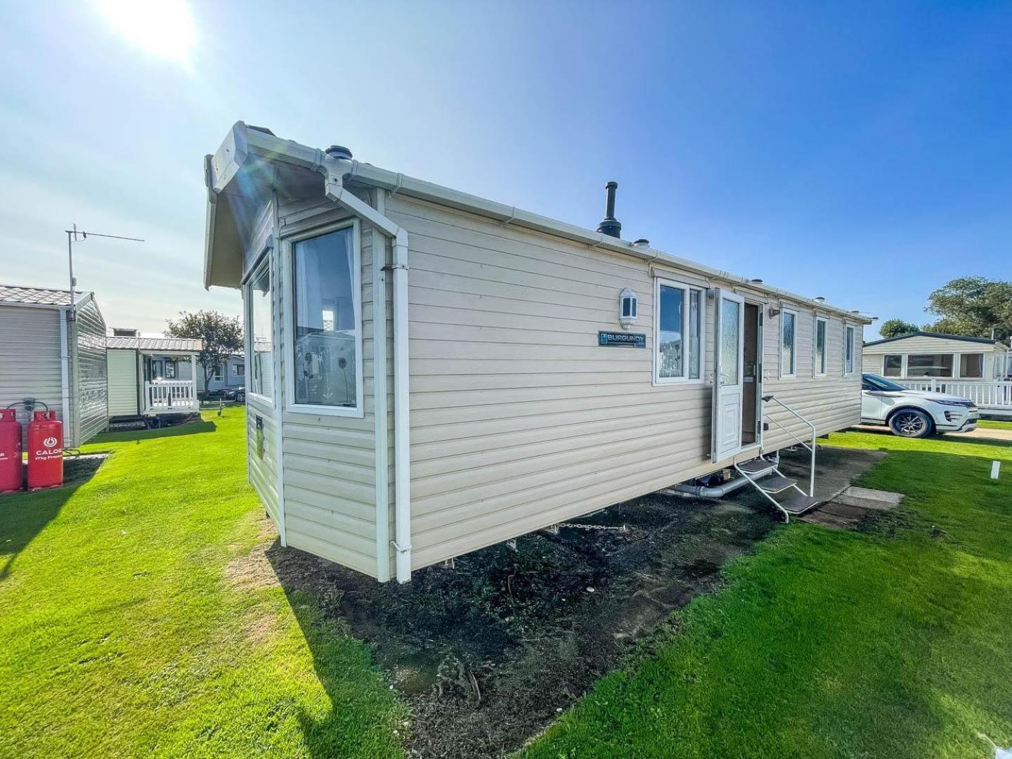 Hotel Lovely Caravan With Wifi At Broadland Sands In Suffolk Ref 20035Bs Hopton on Sea Exteriér fotografie